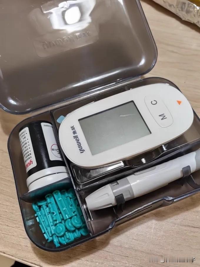 55岁的我逃得过糖尿病吗？去了三甲医院内分泌科，大夫让我查血红蛋白还有血糖，