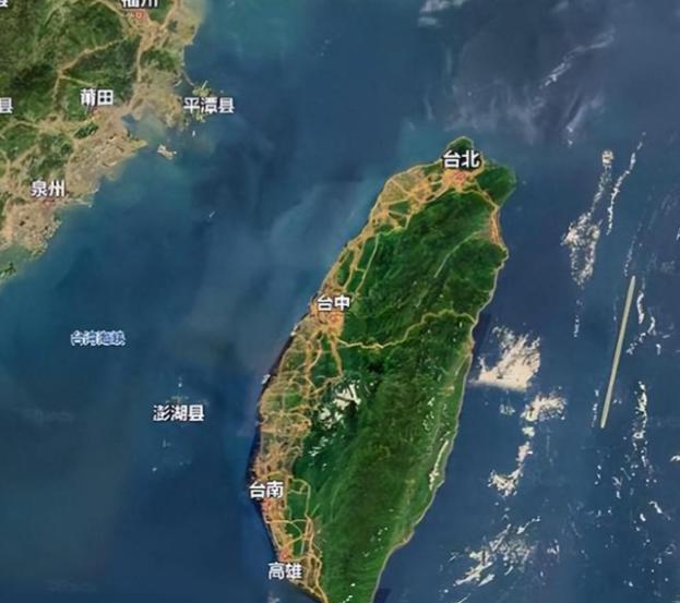 我有一个建议：台湾回归后即不设省，也不设任何行政区，而是像美国夏威夷一样，变成特