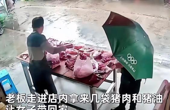 泪目！浙江丽水，一位刚做完手术的大姐，红着脸走到肉摊前，小声问道：老板，能给我点