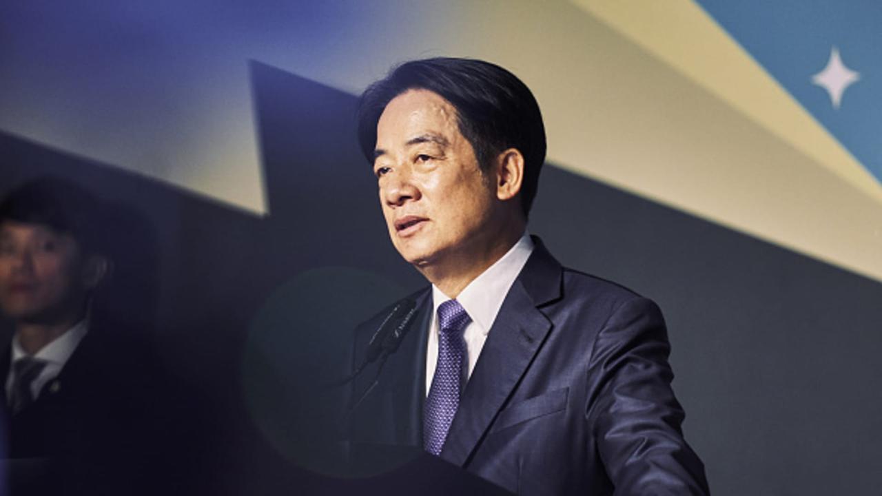 “终于承认台岛打不过中国了！”8月4日，赖清德公开表示，台湾和日本面临的最大威胁