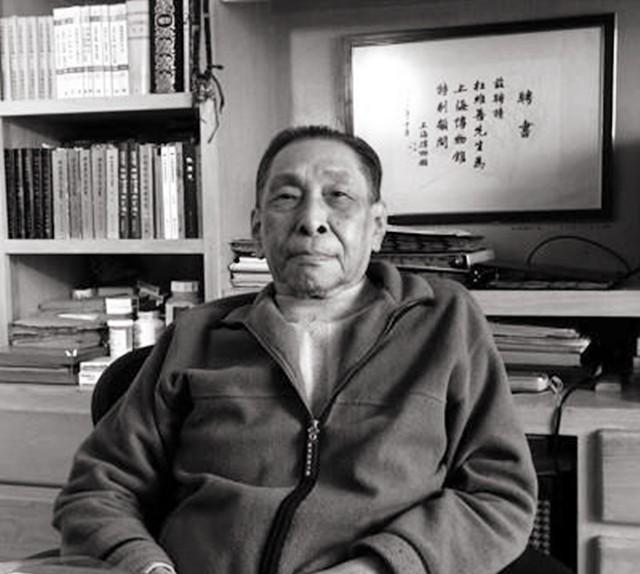 1991年，杜月笙的儿子杜维善来到了北京，想收回父亲当年购置的四合院，然而住户却