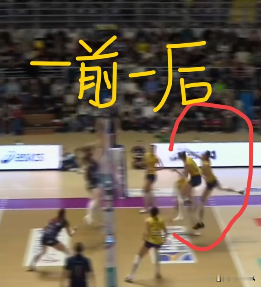 朱婷与哈克，空中相撞这一幕，太吓人了[捂脸哭]瞧，为了扣中这个后三，她们，一前一