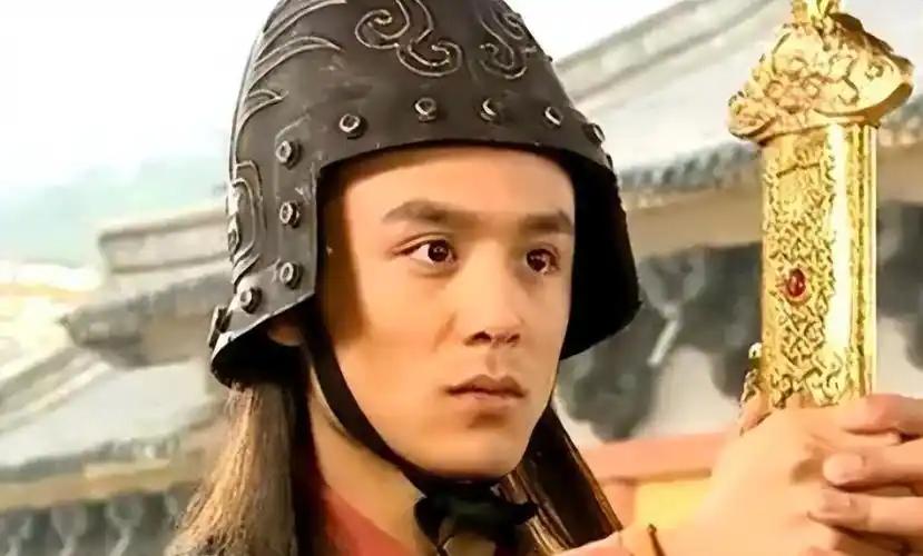 我发现个怪事，汉武帝时期的所有名将，都不敢与霍去病争功。卫青是霍去病的舅舅，却甘