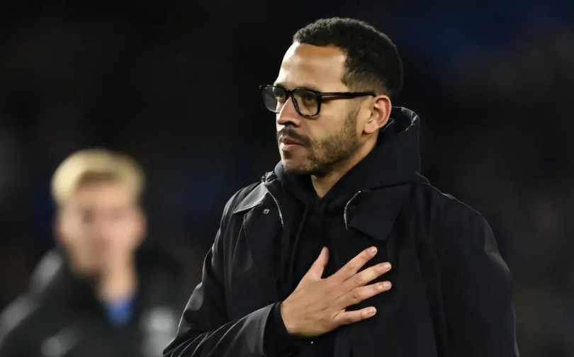 切尔西高层真的是在瞎折腾，罪魁祸首就是埃格巴利！切尔西官方宣布罗赛尼尔下课，执