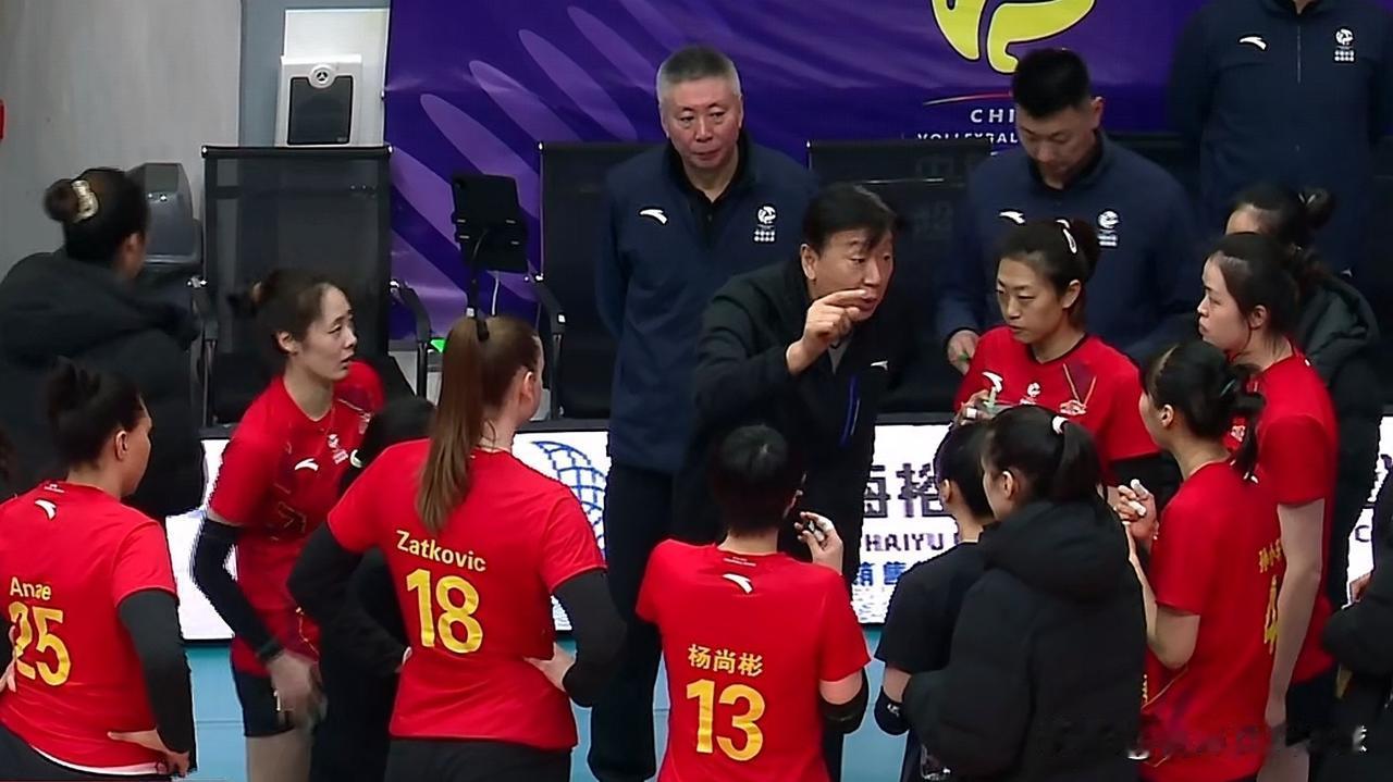 女排升降赛首战：全华班浙江客场3-1战胜双外援辽宁！双主攻倪梦洁、季雨潇进攻表现