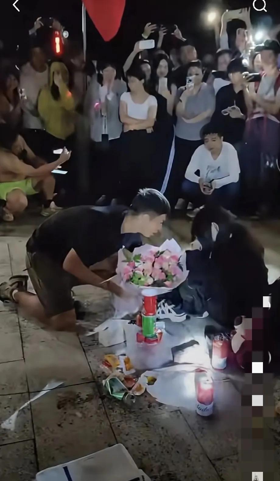深圳梧桐山男子表白被拒的背后一定要明白一个道理表白是胜利的凯歌，而非冲锋的号