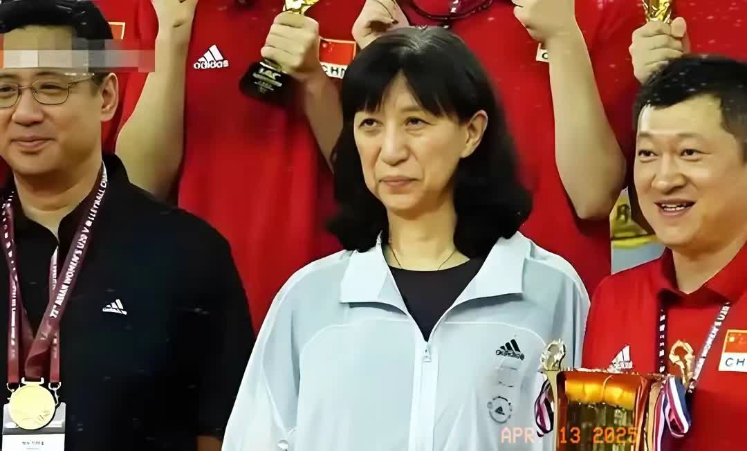 朱婷和加比，同在意大利俱乐部打球，境遇却截然不同。两人都是各自国家队的主力，