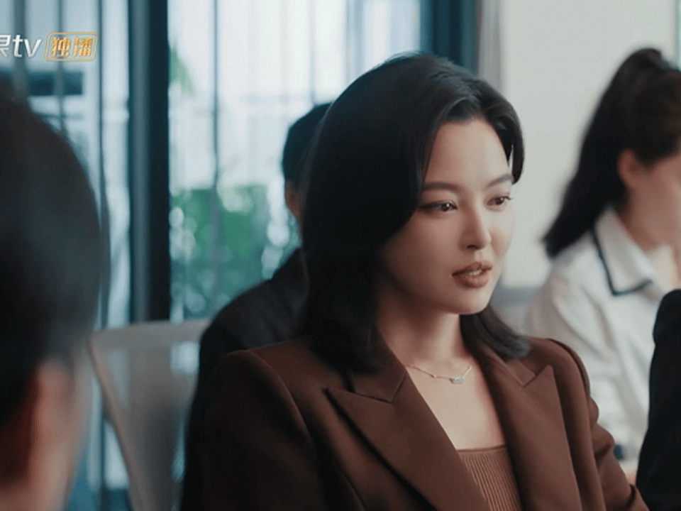 辛芷蕾这段一秒都不要剪被辛芷蕾的演技震撼到了！她把唐盈盈那种“明知不可为而为之