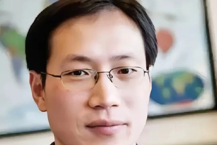 华裔学者王晓峰遭美不公待遇谁能想到，一个为美国奋斗了26