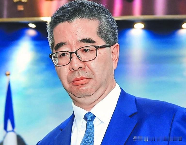 歹戏拖棚，做贼心虚，公事怎把家人拖进来！看样子马英九基金会风波一时难解，董事李