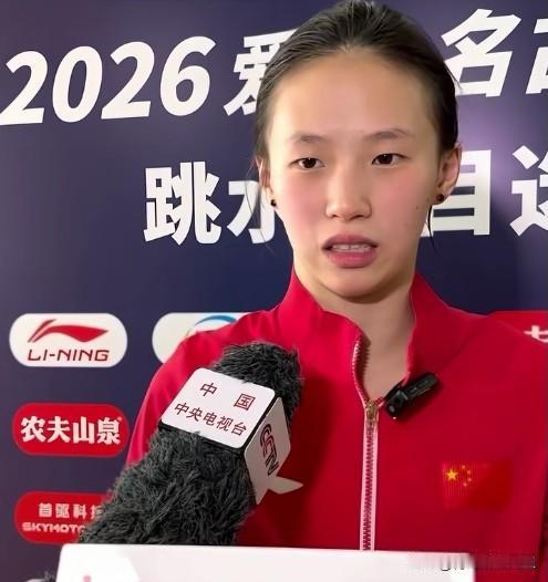 两站全胜仍“挑刺”！陈芋汐亚运选拔赛连夺冠军，直言“水花还能再好一点”。在20
