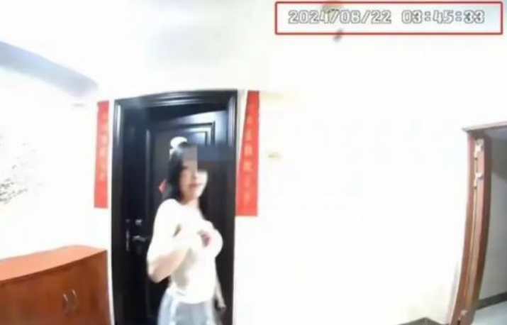 太缺德了！广东，一位已婚男子，趁着妻女外出，凌晨连续邀请两名身材姣好的妙龄少女回