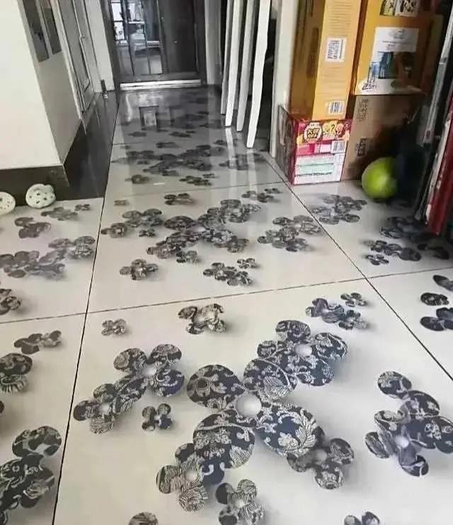 崩溃了，老公挑的瓷砖，现在越看越闹心，这可咋整啊？