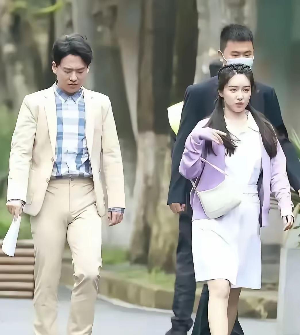 很喜欢他的口才、性格和做人，就是这个身高是不是有点矮？白瞎了北方人的基因，不是说