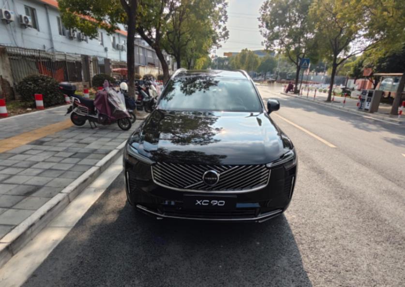 沃尔沃全新XC90提车一个月，车主说了这几点当初我之所以放弃BBA，而选择了沃