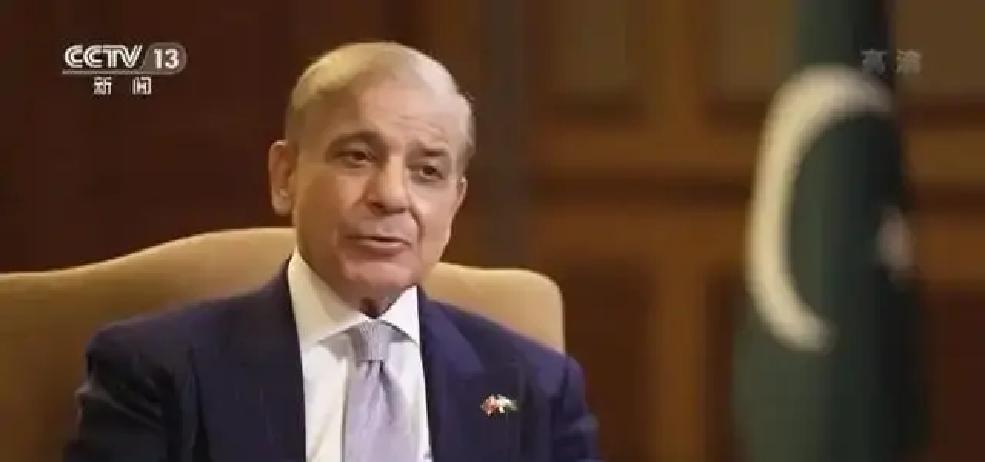 中国在中亚、南亚铺管道、修港口，背后想守的是能源通道和国家安全。哈萨克斯坦