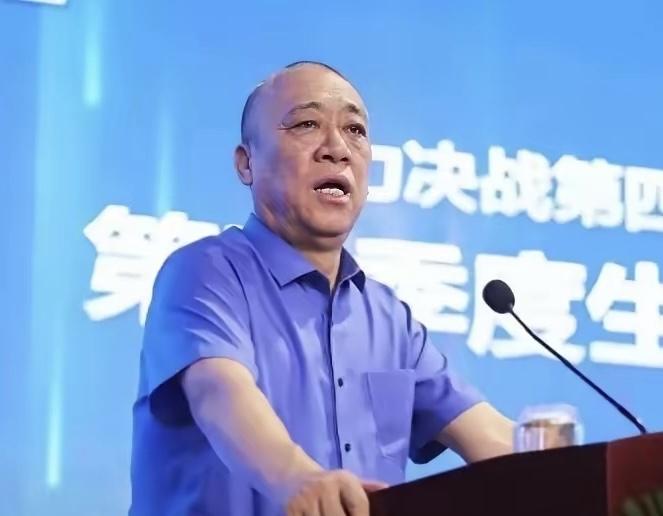 [点赞]有人问崔培军：挣那么多，咋不多做点公益？他大手一摆，说话特别直白：公益