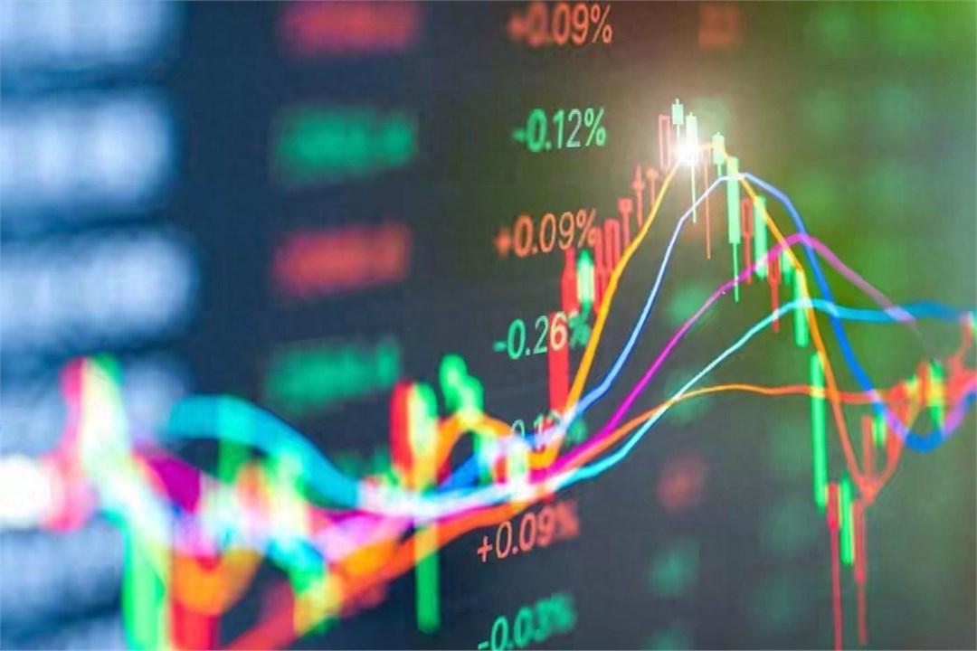 操盘手兄弟昨晚喝大了，压低声音说：“明天A股百分百反弹，但这是最后一棒，接了就套