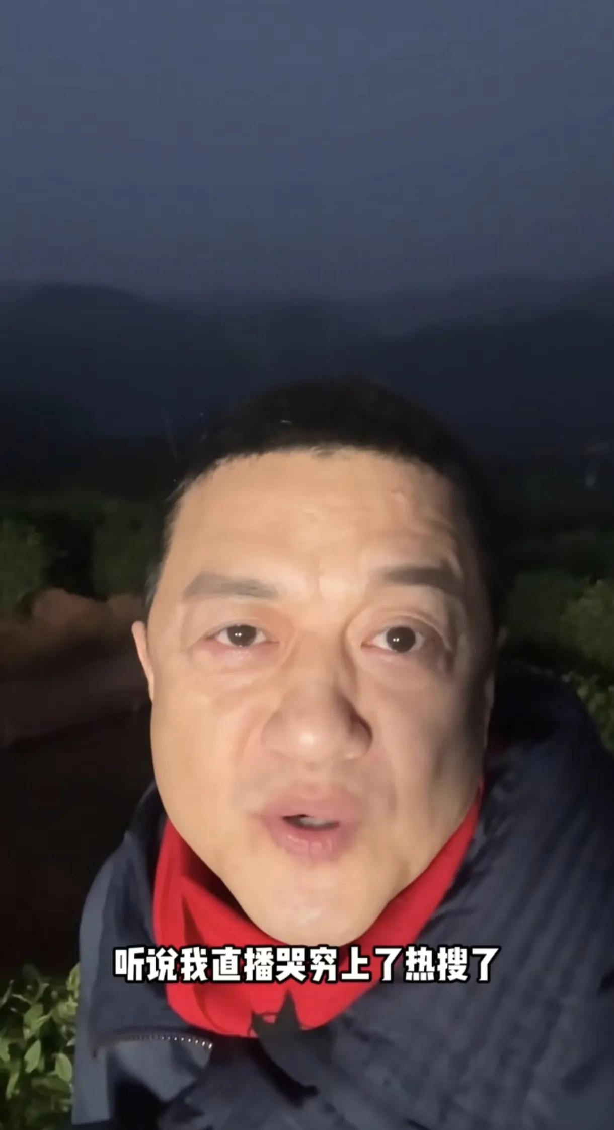 没想到李亚鹏这么落魄了，由于经济不好，大平层都住不起了，搬到小房子里去了。李