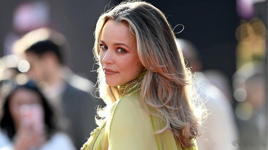 rachelmcadams瑞秋麦克亚当斯将自己于洛杉矶的房子挂牌出售，价格略低