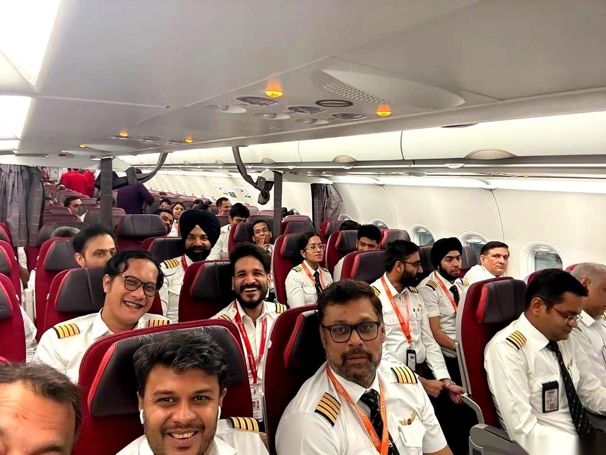 刷到了，印度同行们的消息。人家用一整架飞机，把上百号滞留在中东的机组，全部接回