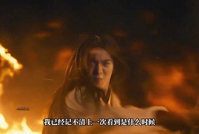 镖人让我做回看武侠长大的小孩两个多小时的《镖人》，把我拽回了那个相信武侠的年纪