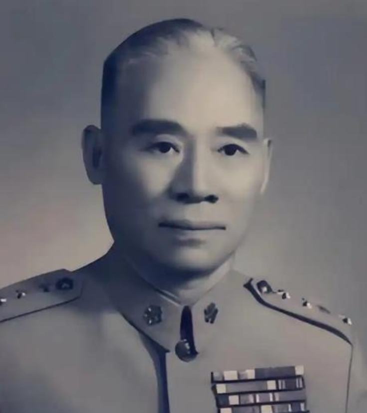 1941年，顾祝同看上了戏子史文卿后，金屋藏娇，他的妻子听到风声后，果断出手，给