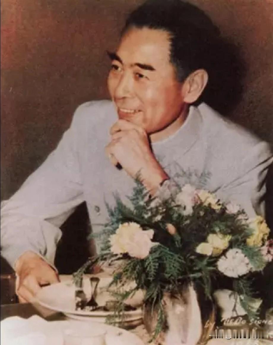 今天你还想起是什么日子吗？1月8日是我们敬爱的周总理逝世五十周年纪念日，让我们