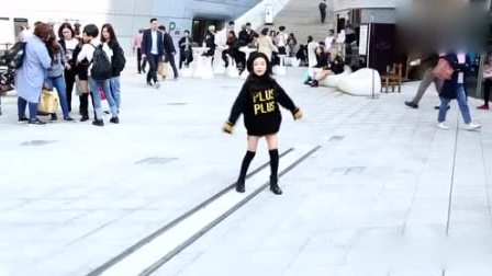 超级可爱的小女孩跳舞 15865948437761763121.jpg?id=0