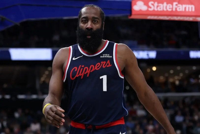 解散吧，赶紧解散吧，打的什么玩意呀，哈登复出，快船第四节崩盘惨败尼克斯，看看本场