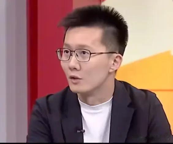 国民党前发言人萧敬严表示，对于民进党台北市长参选人沈伯洋掀起的“洋流”，他觉得不