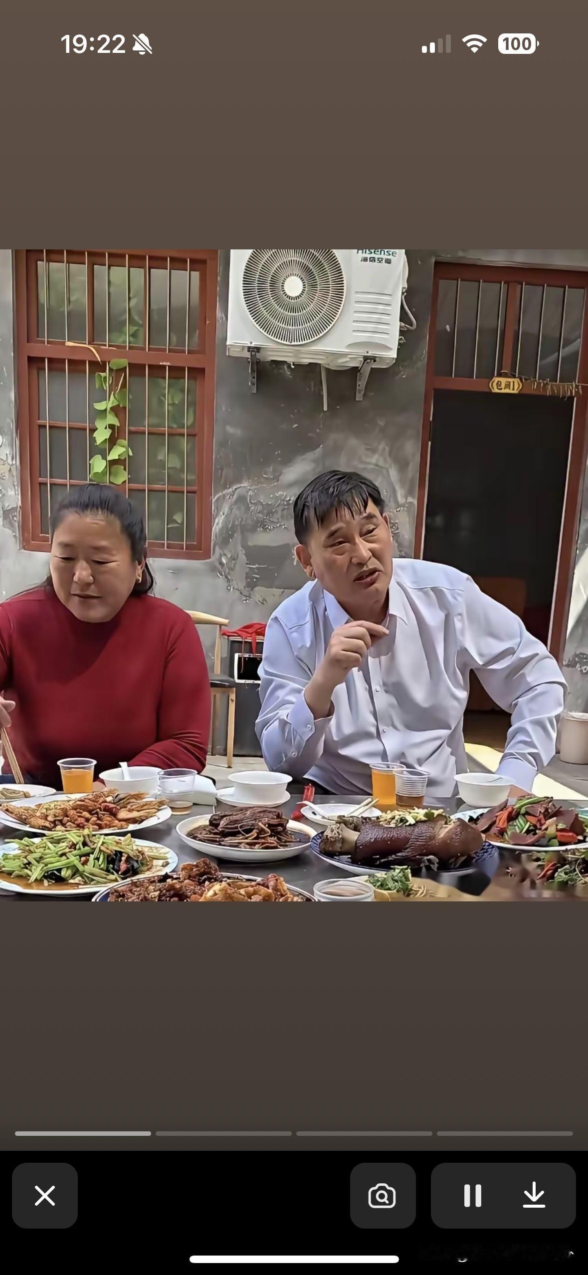 我终于发现，朱之文能火的原因了。不是因为他商演一直不涨价，也不是因为他能吃苦