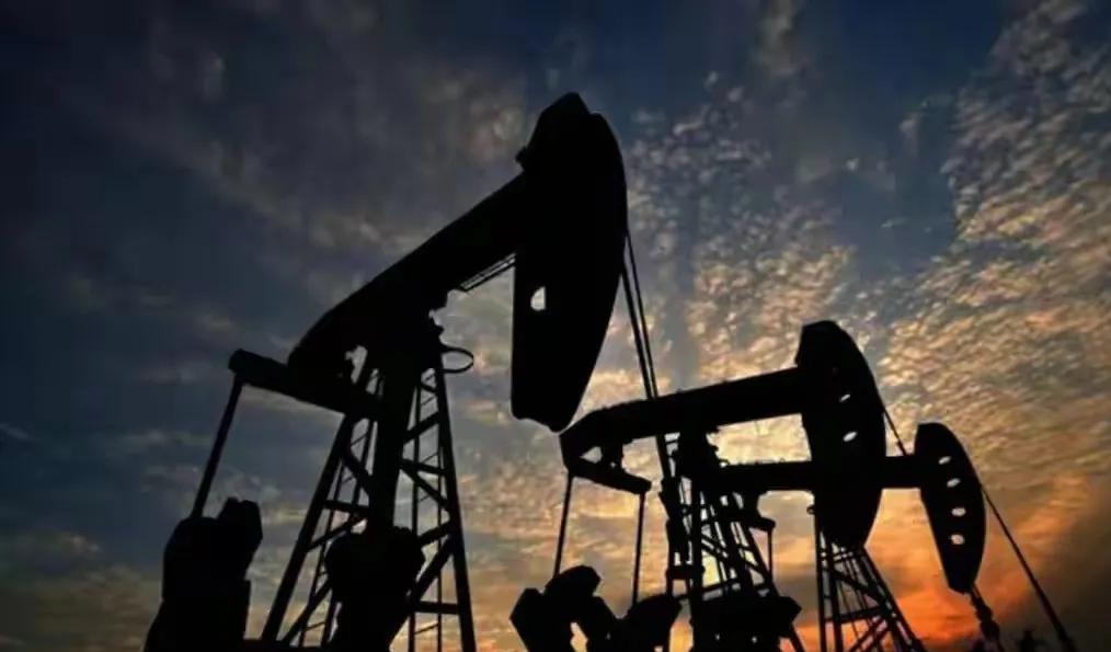 原油货币结算！人民币首次跃升全球第二大结算货币4月14日，中国媒体发布了一则