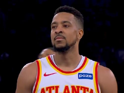 尼克斯翻船:麦科勒姆拯救老鹰！！！老鹰得到CJ太值了，万万没想到，CJ来到老