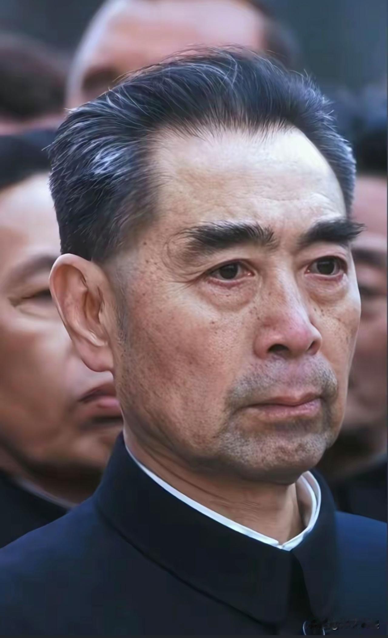 毛主席是这样评价他的这位老战友的“恩来同志有三大长处：一是对敌斗争勇敢；二是对