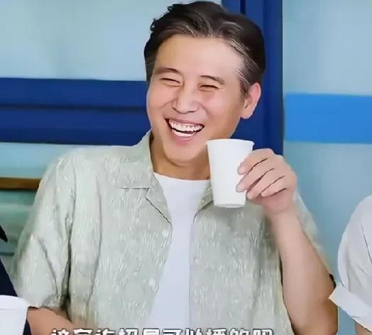 震惊掉下巴的操作李乃文五旬老人上了一趟综艺不愿意走了，凌晨两点半决定留下来免费