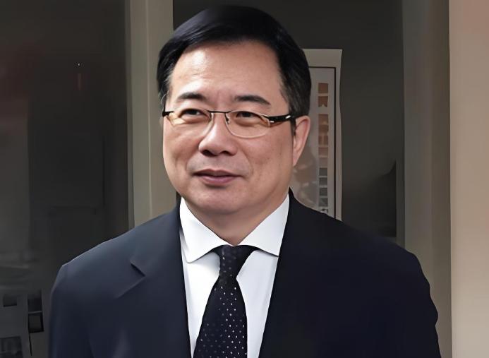 蔡正元面对上千人说：请问你大陆为什么要打你？是因为我们台湾有产石油，他要来抢吗？