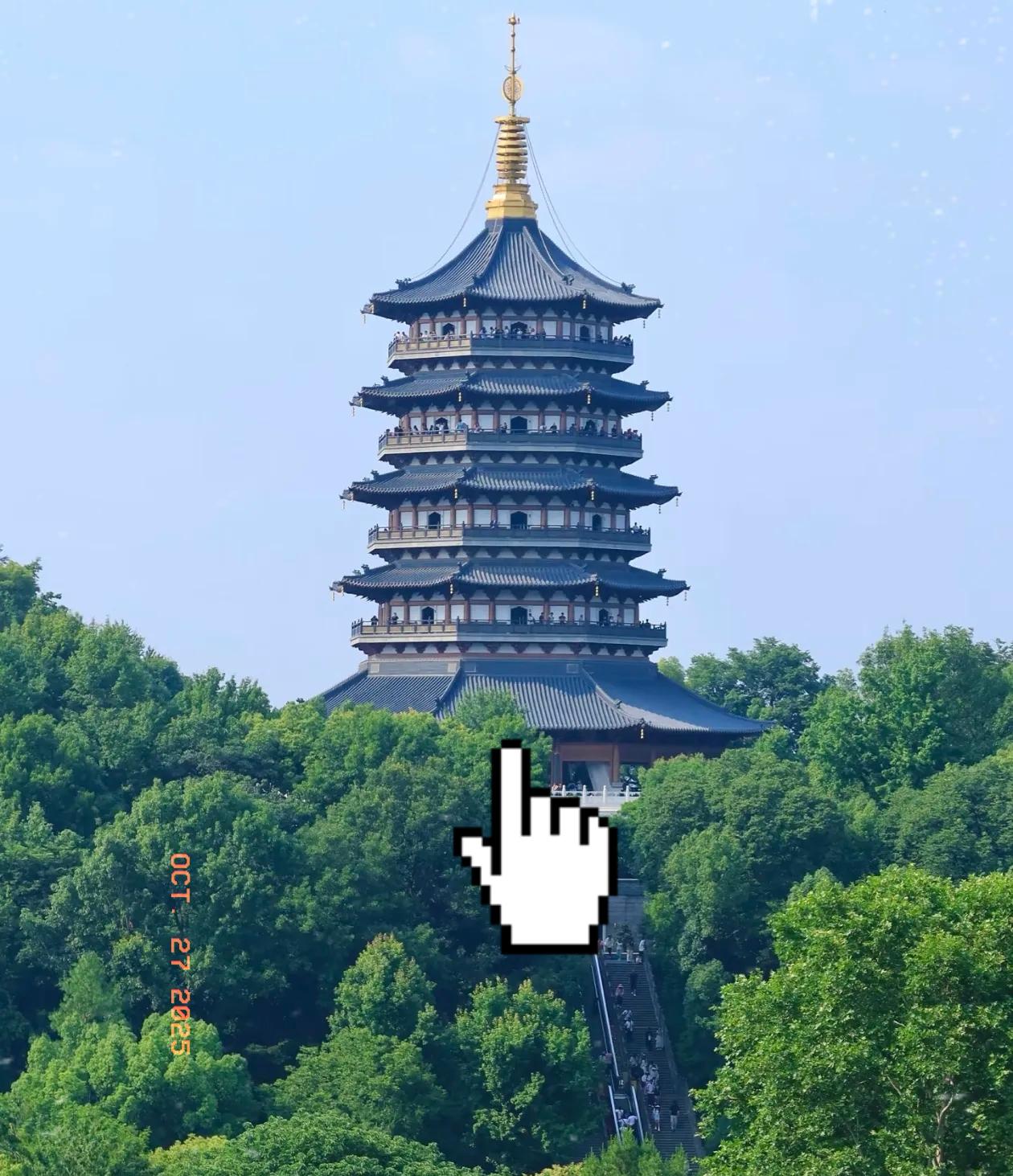 打死也不再带父母出门旅游了！上个月我带父母去杭州旅游，本来是件非常高兴的事，没想