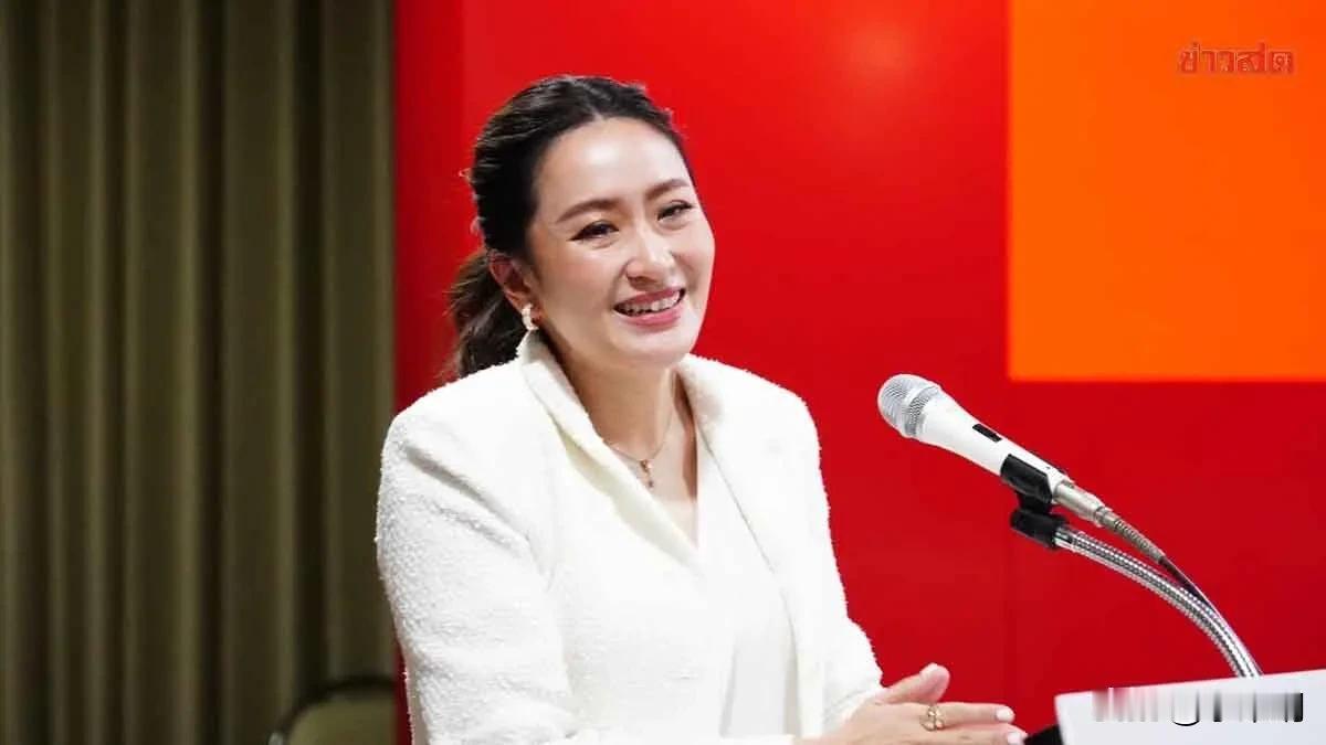 佩通坦笑了泰国最新民调显示，68.1%民众不同意军方担任总理，只能有条件合作