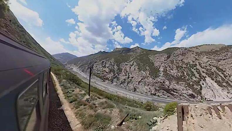 伊朗启动通往中国铁路建设项目伊朗已启动一项重大跨境铁路基建工程，将建设