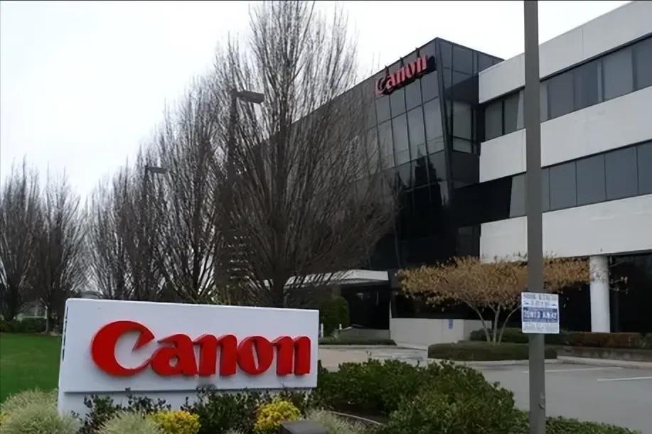 别慌！“越南制造”刷屏不是中国输了，是“世界工厂”在换高配！三星、阿迪们搬去越