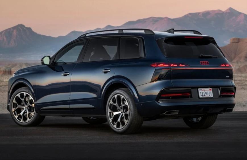 奥迪史上最大的SUV、奥迪Q9今年11月将在德国上市，售价108400欧元起，之