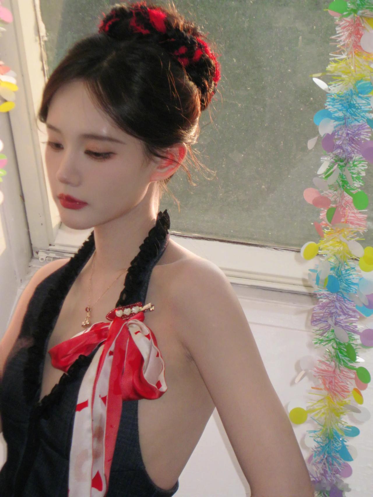 新鲜的一桐[爱心]李一桐娱乐