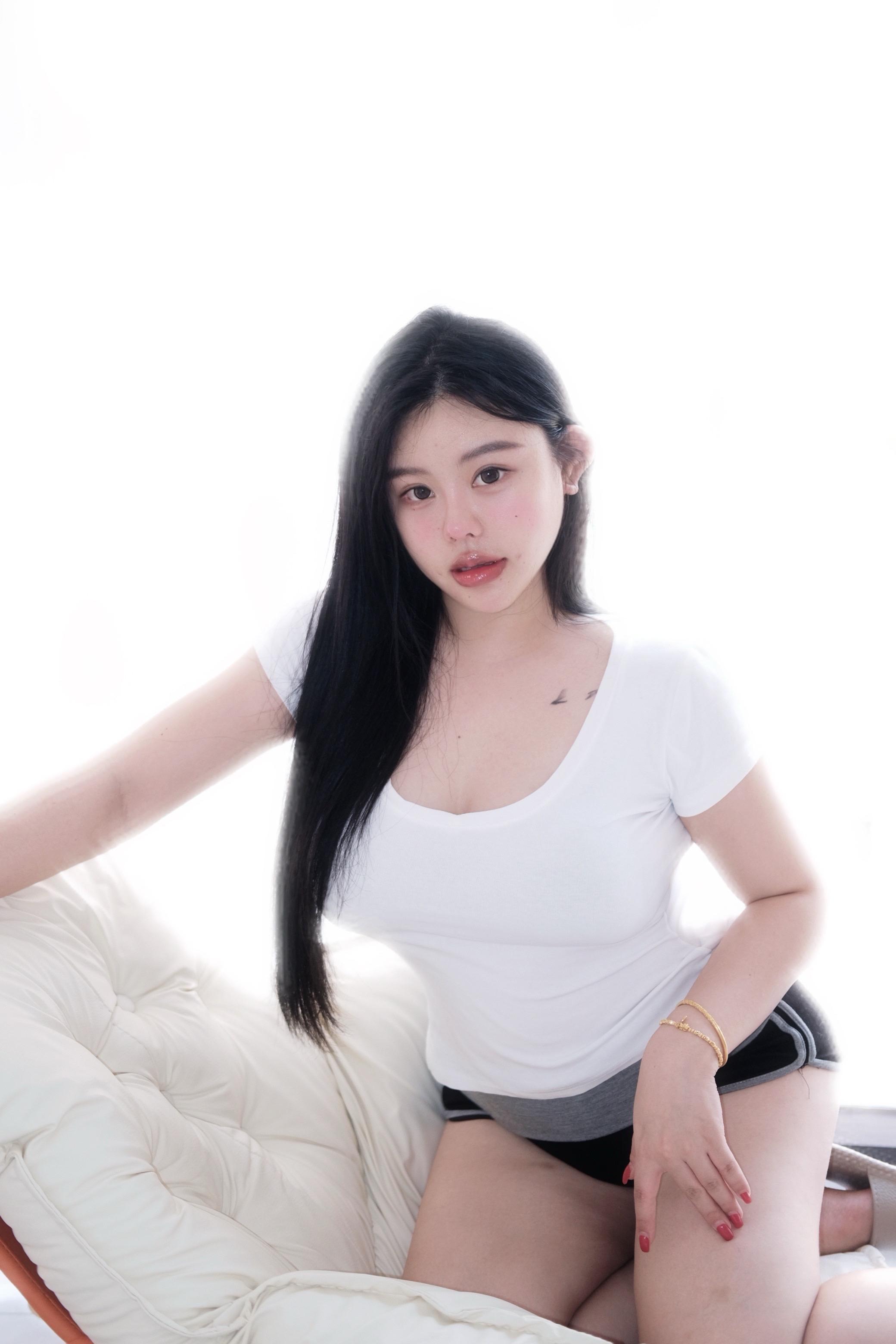 不好意思 我要的是lv不是love