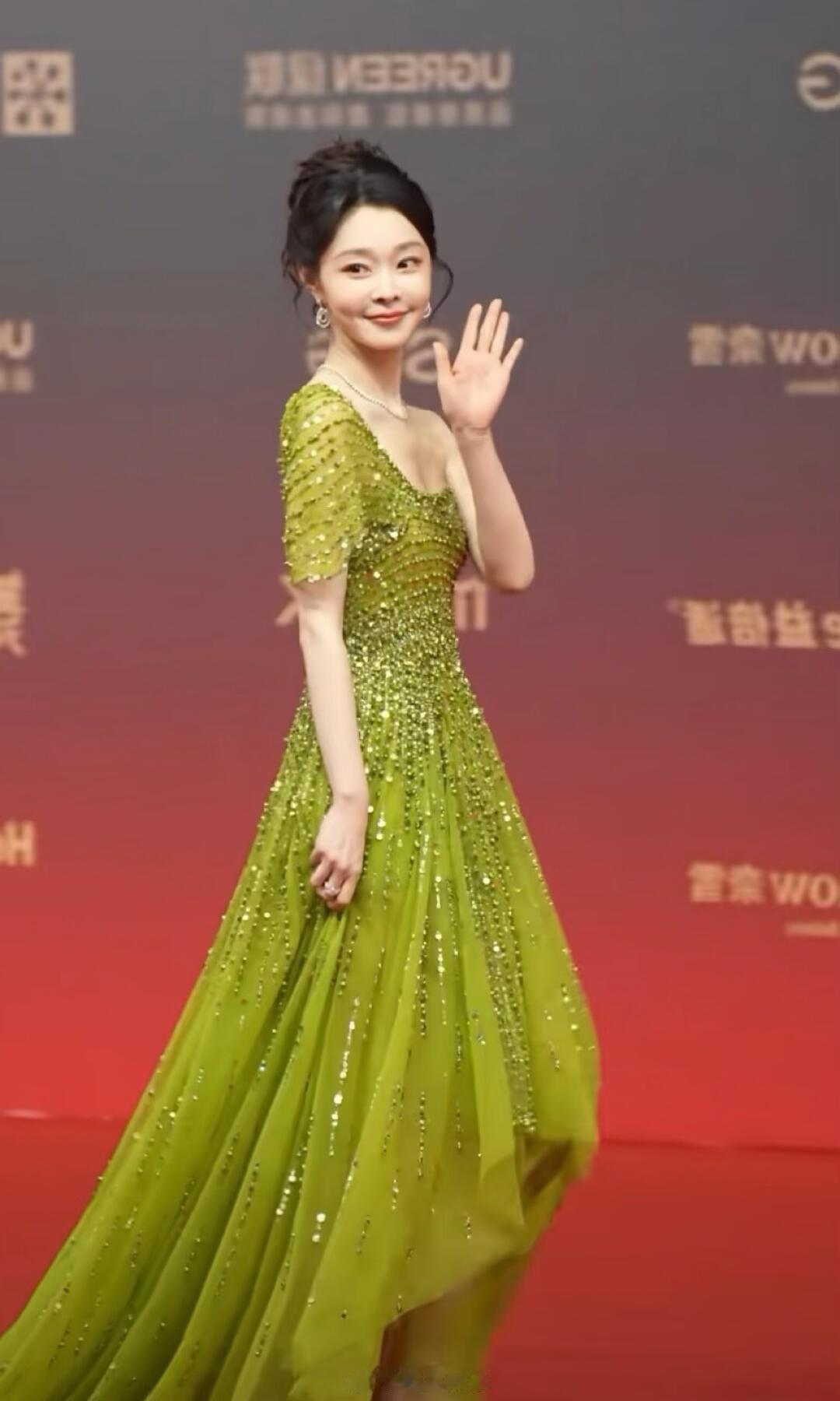 宋轶怼脸美炸了！！