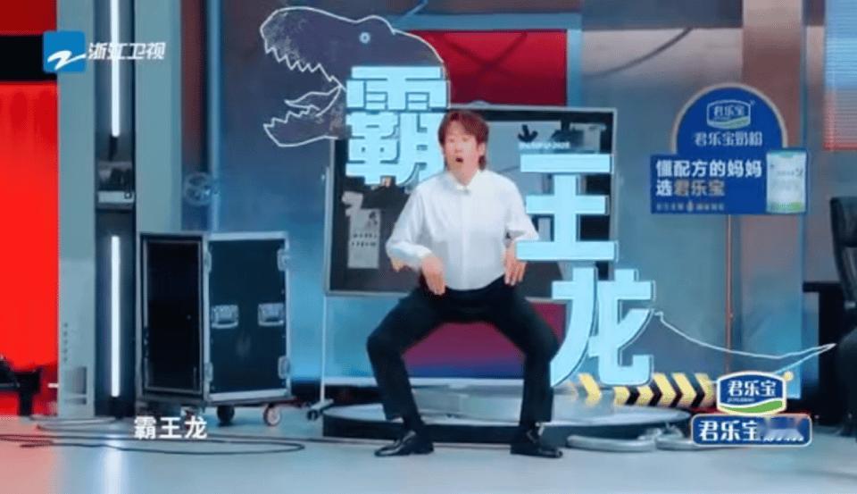 于洋这47秒戳中了刘涛的笑穴哇塞，于洋这47秒太厉害，把刘涛逗得哈哈大笑，王牌