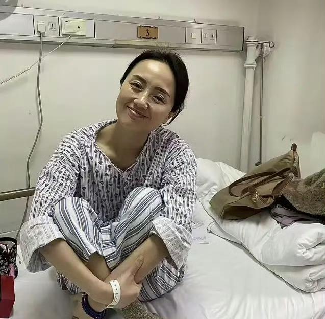 朱媛媛生命最后的两件事，一个是放心不下孩子，一个是去寺庙。那是一个被病痛折磨得疲