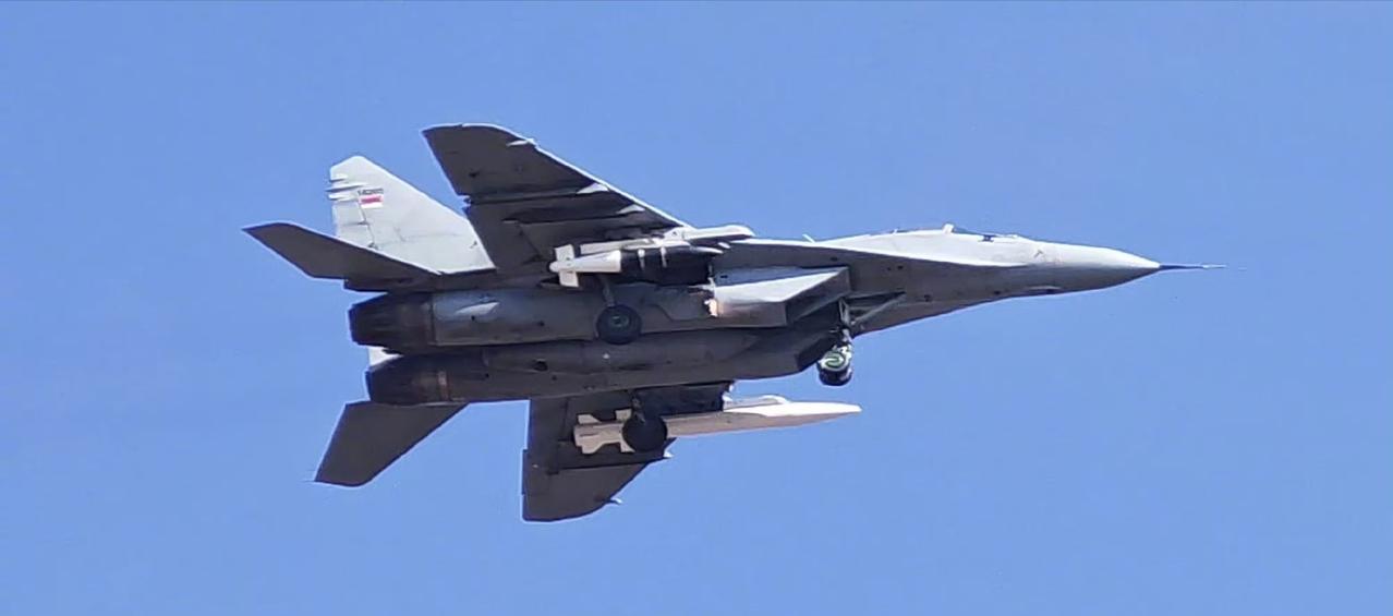 塞尔维亚大概率被保下来了，因为塞尔维亚从航天科工集团公司手里得到了CM-400超