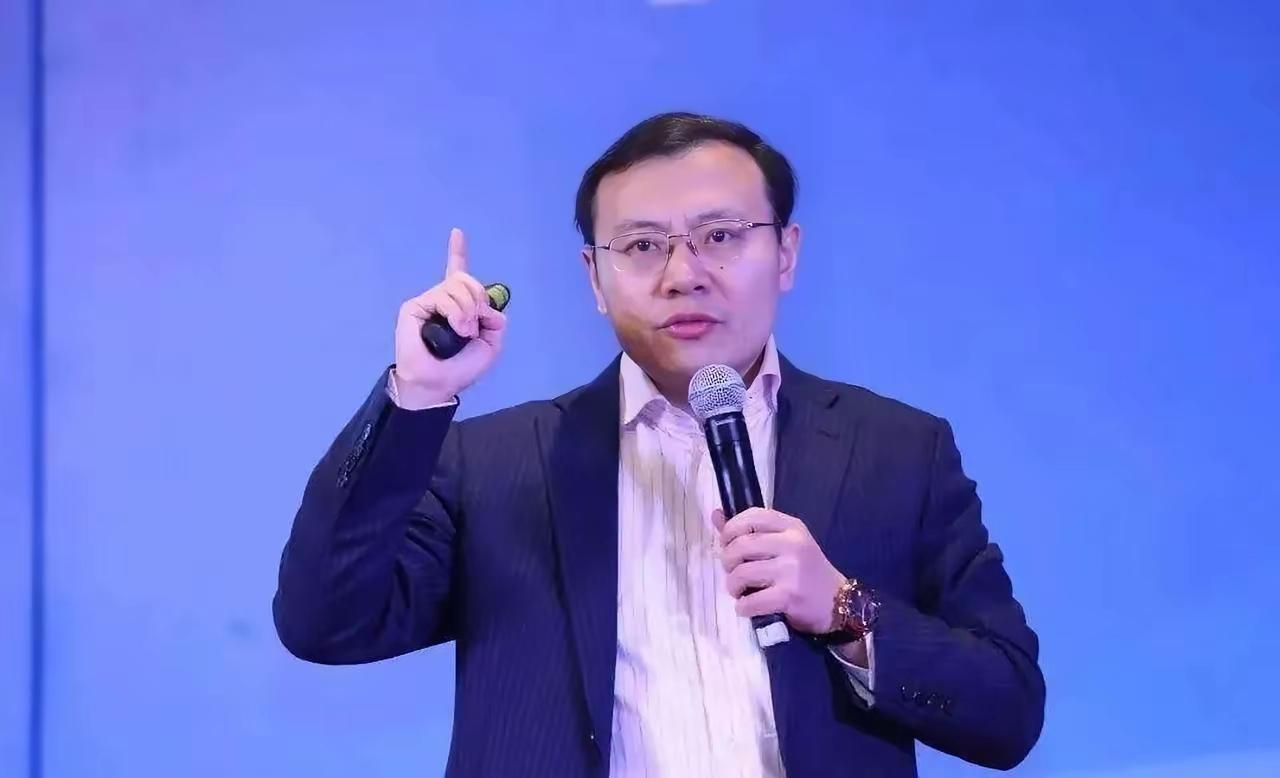 任泽平没说透的秘密：买基金发不了财，但多数人还在瞎折腾任泽平说“买基金不可