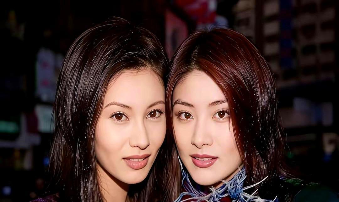 标题：纽约时装周53岁陈慧琳压轴亮相，她用舞台回应13年前那场“被比较”201